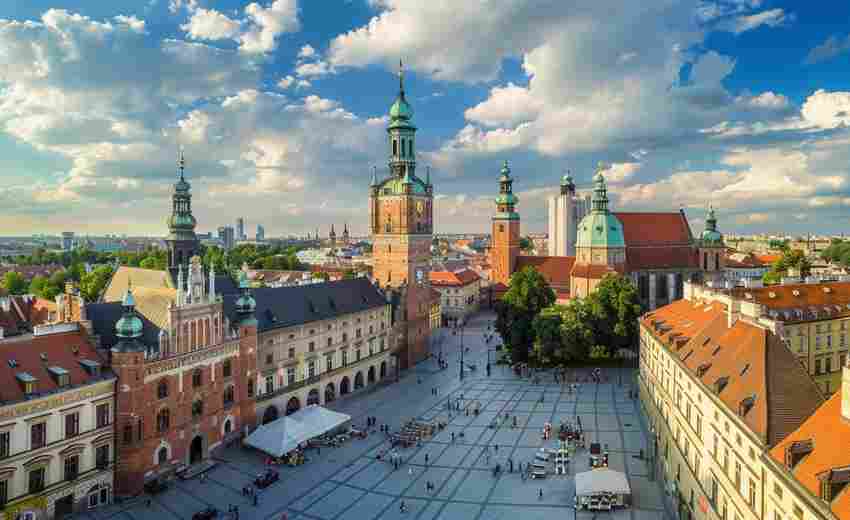 行業(yè)領先企業(yè)如何進行荔波縣的SEO優(yōu)化？