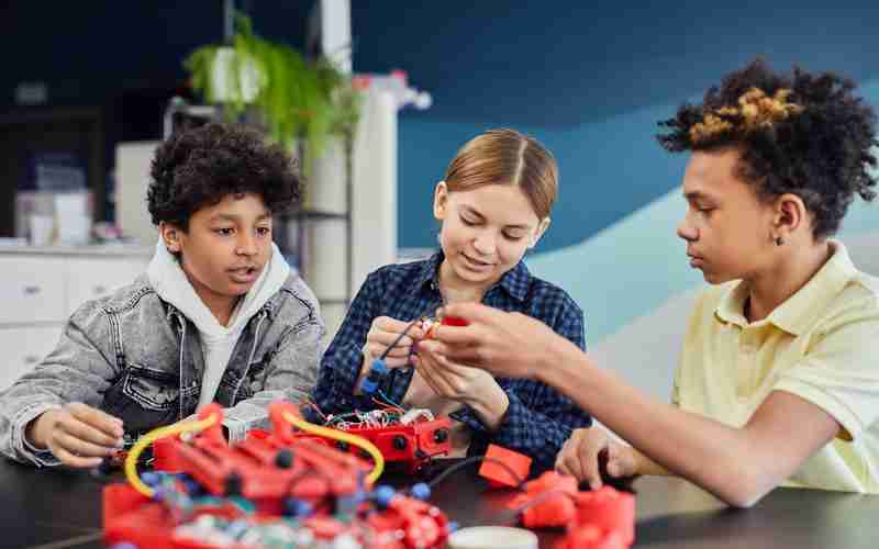 mysql怎么讀取數(shù)據(jù)庫(kù)—mysql數(shù)據(jù)庫(kù)用什么軟件